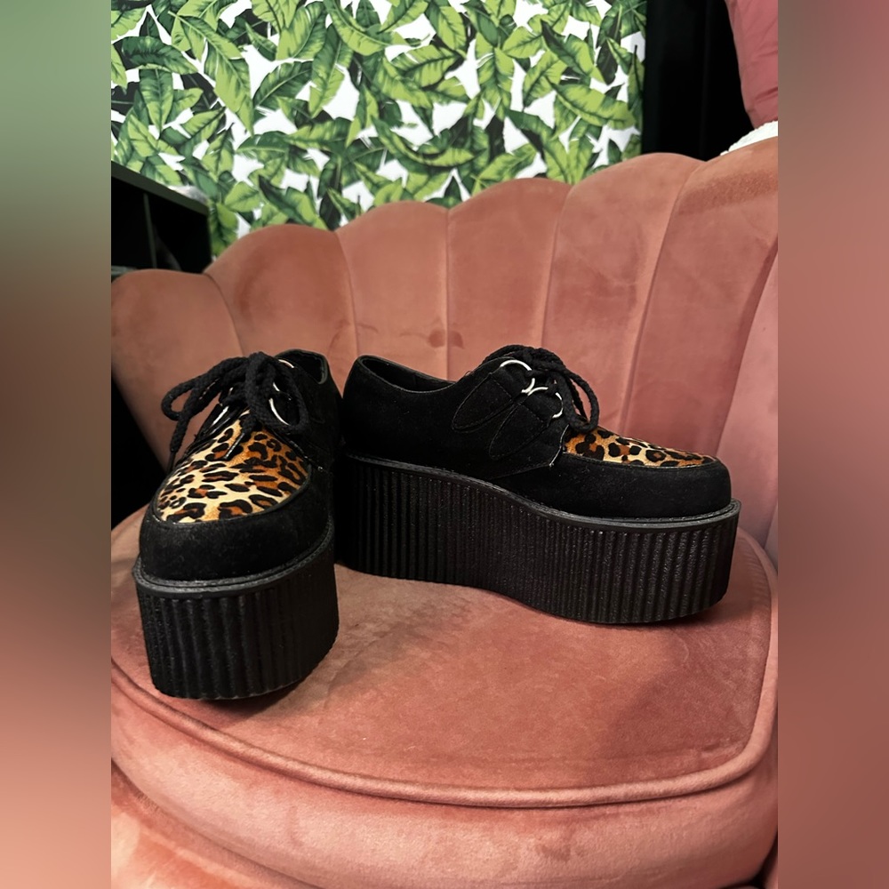 Platform Leopard loafers, US Size 9. Never Worn